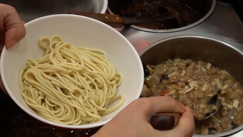 hand pulled noodles